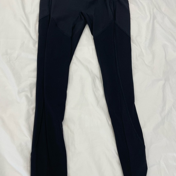 Lululemon tights - Picture 3 of 4